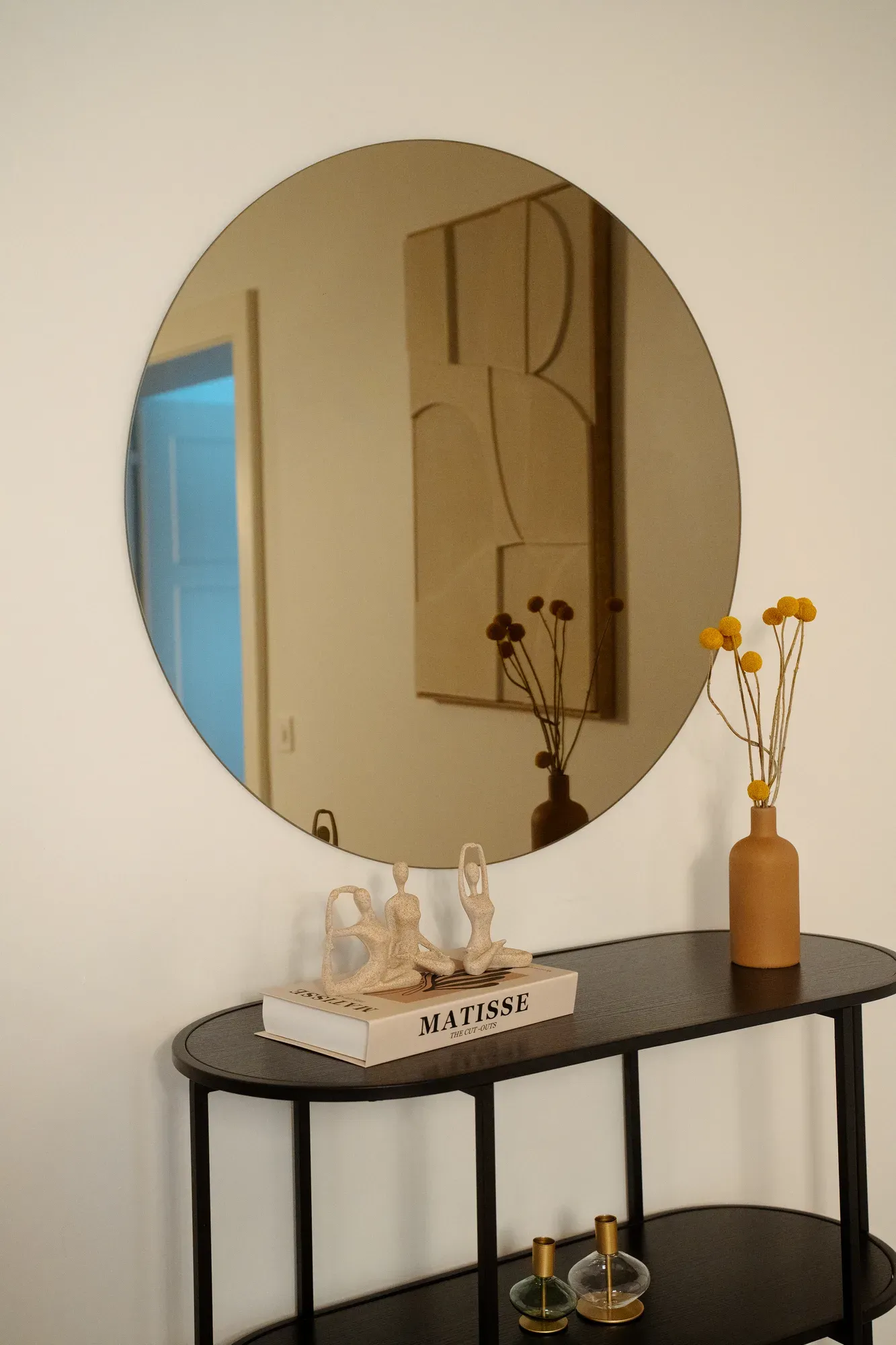 Console et miroir de l'entrée